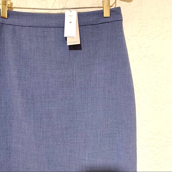 Banana Republic Dresses & Skirts - NWT Banana Republic Chambray Suit Pencil Skirt 0P